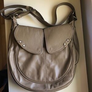 Vitamina Elegant Beige Real Leather Shoulder Bag